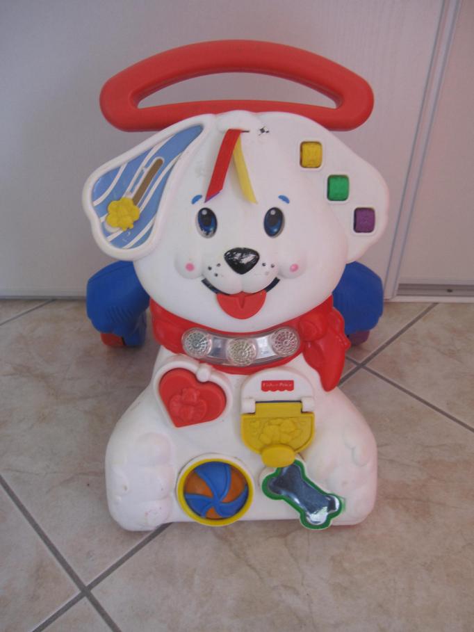 trotteur chien fisher price